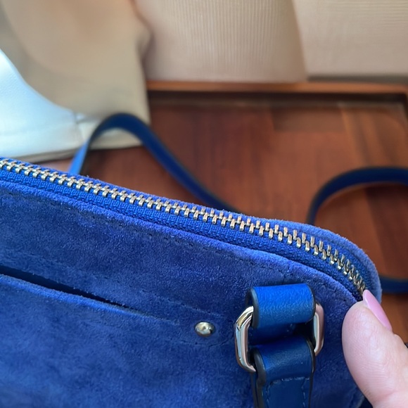 B.Makowsky   mini cross body blue suede - Picture 5 of 11